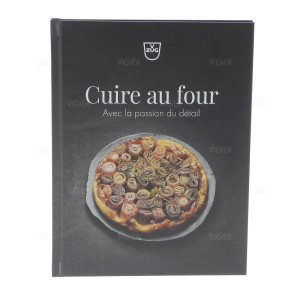 LIVRE DE RECETTES "CUIRE AU FOUR. AVEC LA PASSION DU DETAIL