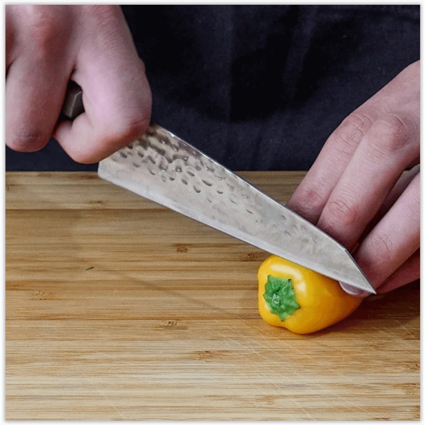 Couteau de chef 135mm avec étui et coffret en Bambou
