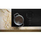 Table induction avec dispoitif aspirant Xpure Bora