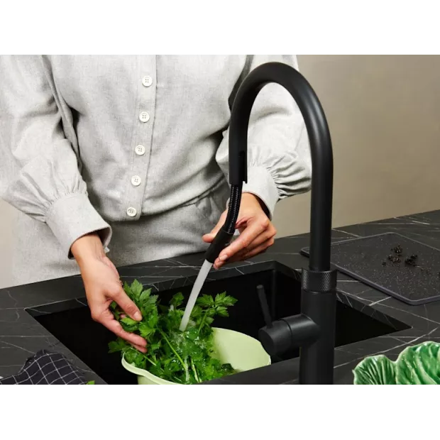 Mitigeur eau bouillante Douchette Flex Noir réservoir PRO3