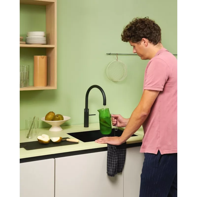 Mitigeur eau bouillante Fusion Round Noir - Réservoir PRO3