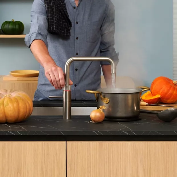 Mitigeur eau bouillante Fusion Square Inox Réservoir PRO3