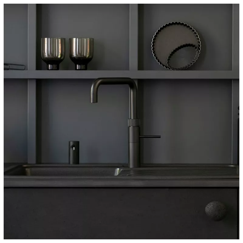 Mitigeur eau bouillante Fusion Square Noir - Réservoir PRO3