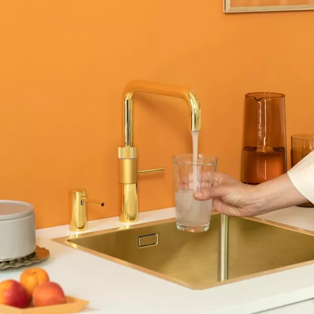 Mitigeur eau bouillante Fusion Square OR - Réservoir PRO3