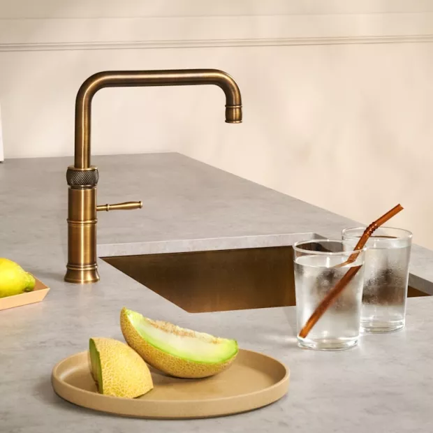 Mitigeur eau bouillante Classic Fusion Square Laiton Patiné