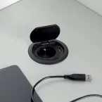 Bloc prise avec USB affleurant Ring à clapet