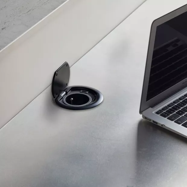 Bloc prise avec USB-C affleurant ring à clapet