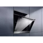 Four combiné vapeur pyrolyse 72l Electrolux