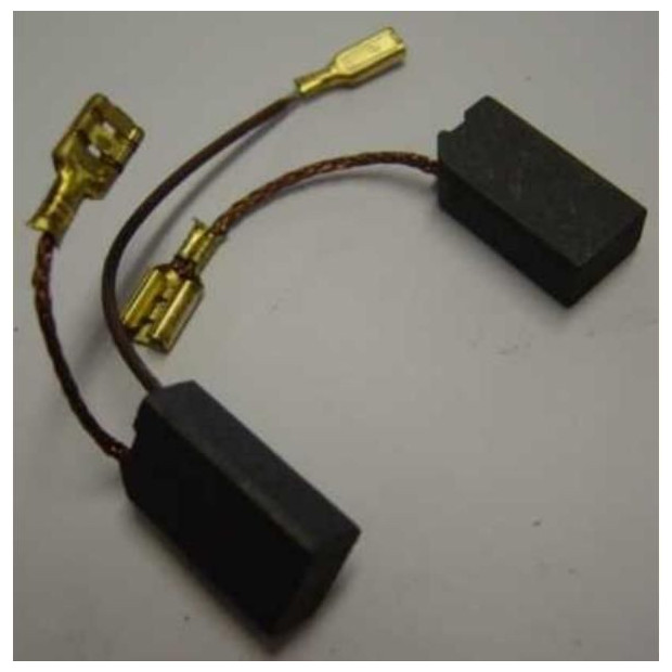 JEU DE CHARBONS MOTEUR HILTE TE55